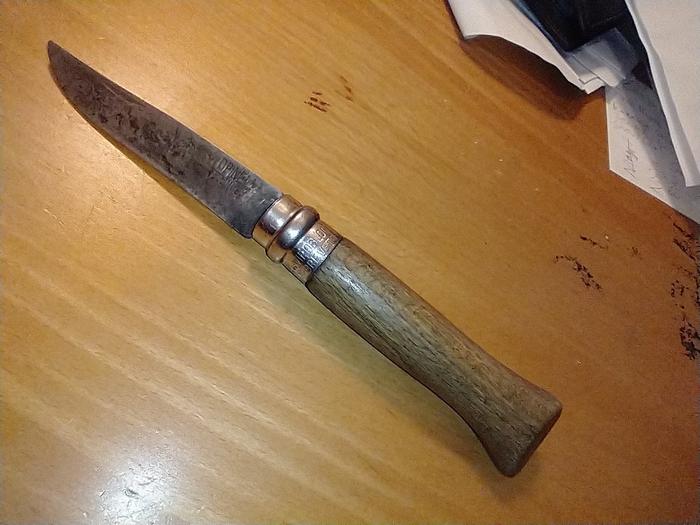 Opinel #8 carbon steel beech handle old style lock