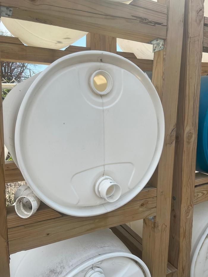 Top of barrel. Top hole is the hole with bigger threads