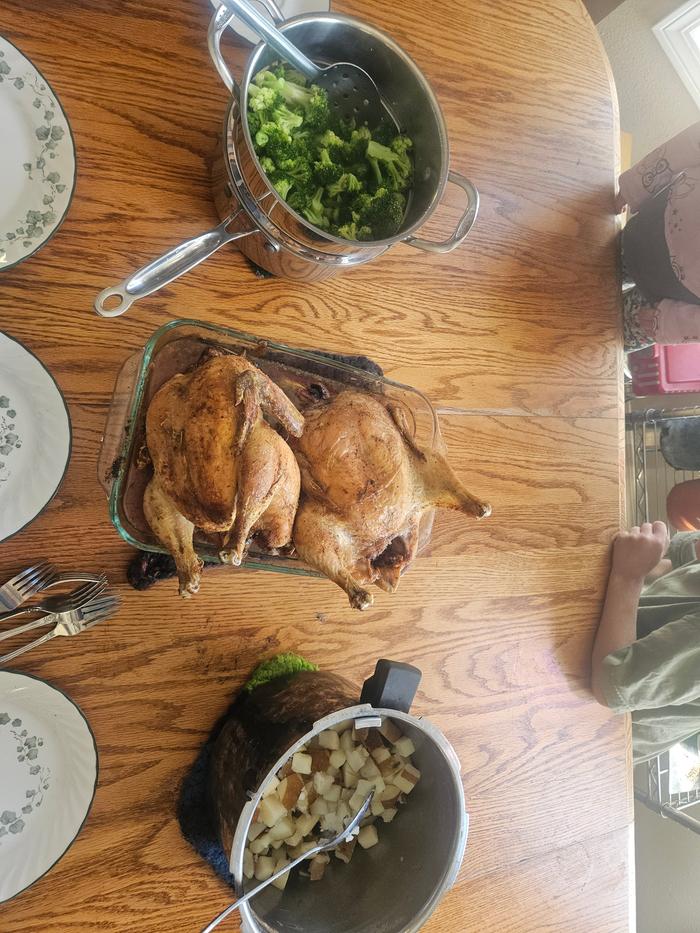 Chicken spuds and broccoli 