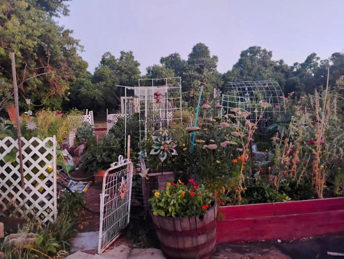 Main garden entrance 