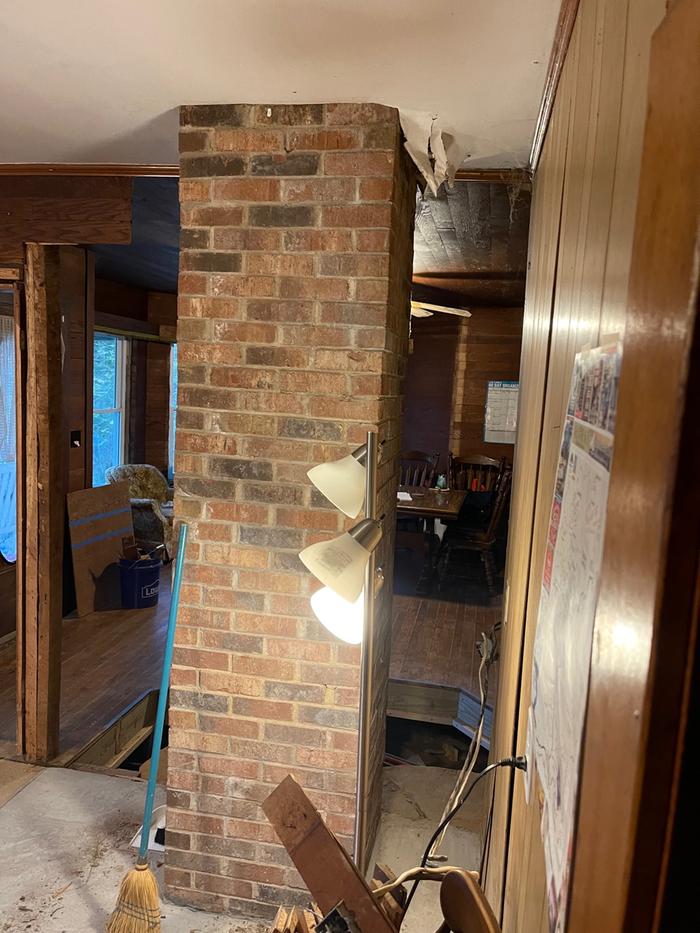 [Thumbnail for 10Kitchen-side-looking-through-the-opening-on-right-where-hot-air-will-flow-to-bench.jpg]