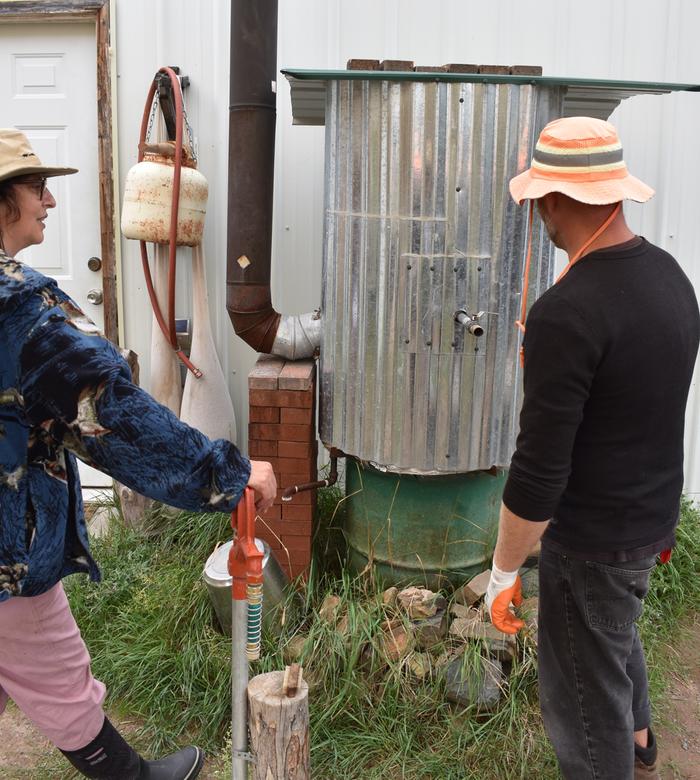 Rockety hot water tank