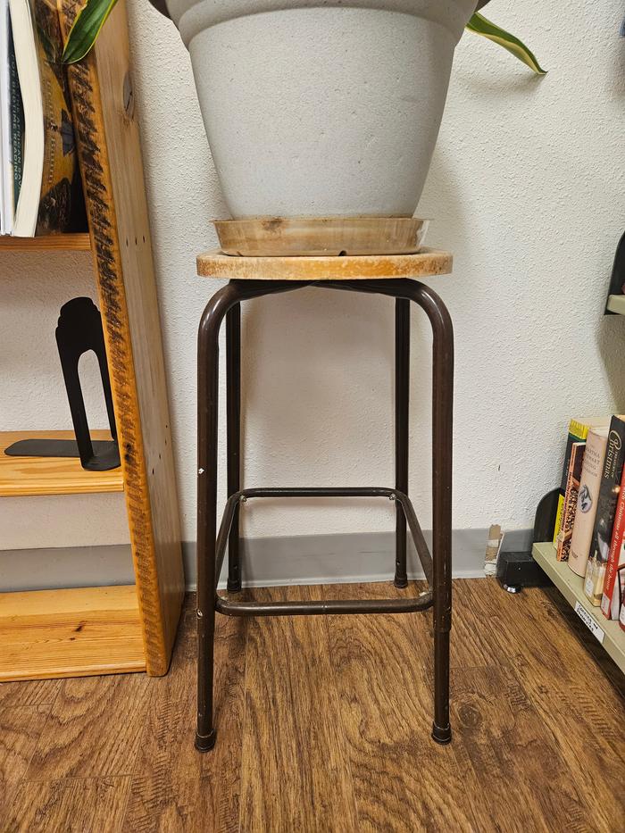 Replacing this stool with my little cabinet