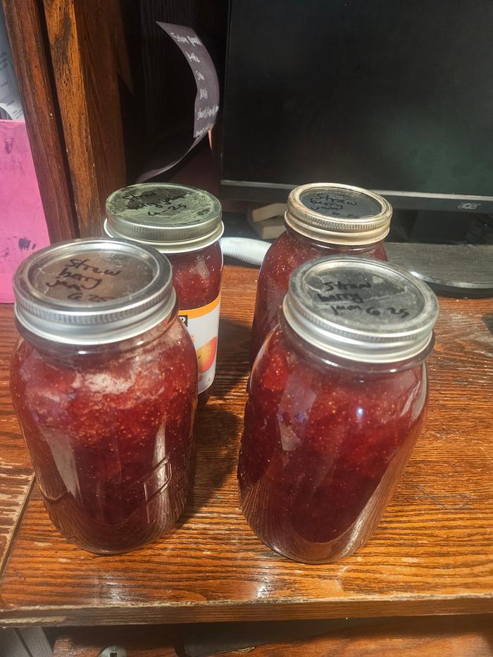 4 quarts 