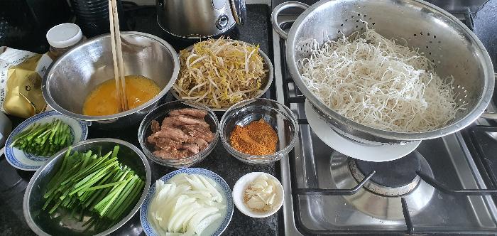 Ingredients for stir fried noodles