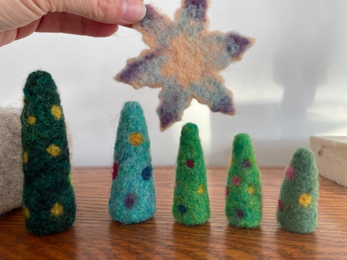  needle felted Xmas ornaments as gifts and for decoration