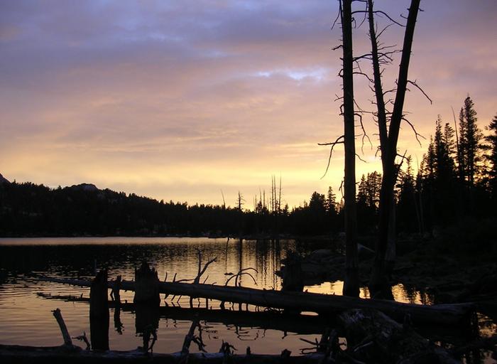[Thumbnail for Snow-Lake-Sunset.jpg]