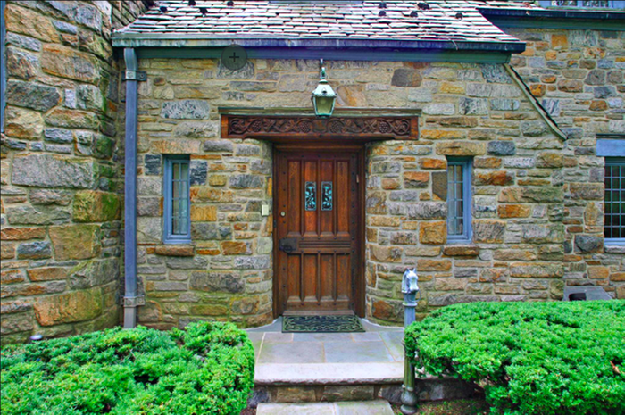 [Thumbnail for Stunning-Front-Door.jpg]