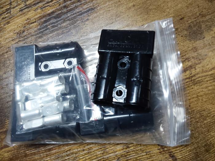 Black SB50 connectors