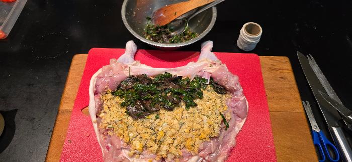 Deboned chicken with sage and onion stuffing & spinach & mushroom