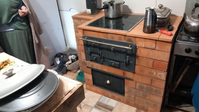 Matt Walker Tiny Stove brick built in Europe