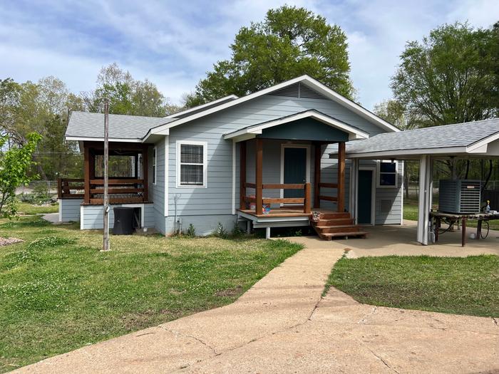 [Thumbnail for IMG_8823.jpeg]