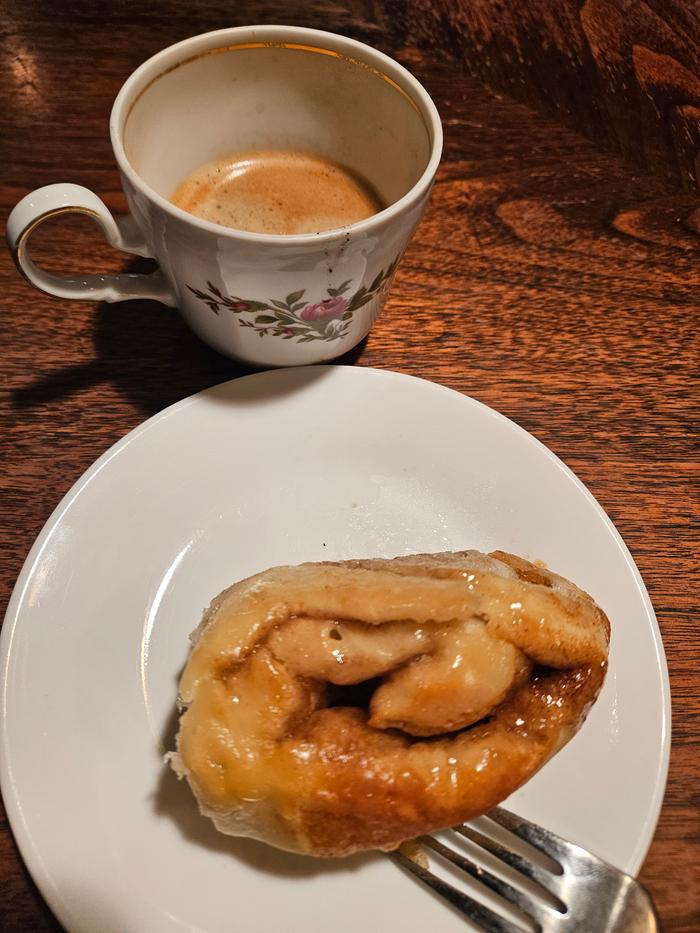 Paulydough cinnamon roll