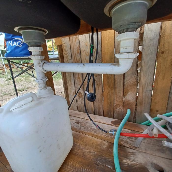 [Thumbnail for Outdoor-sink-1-with-hose-attachments.jpg]