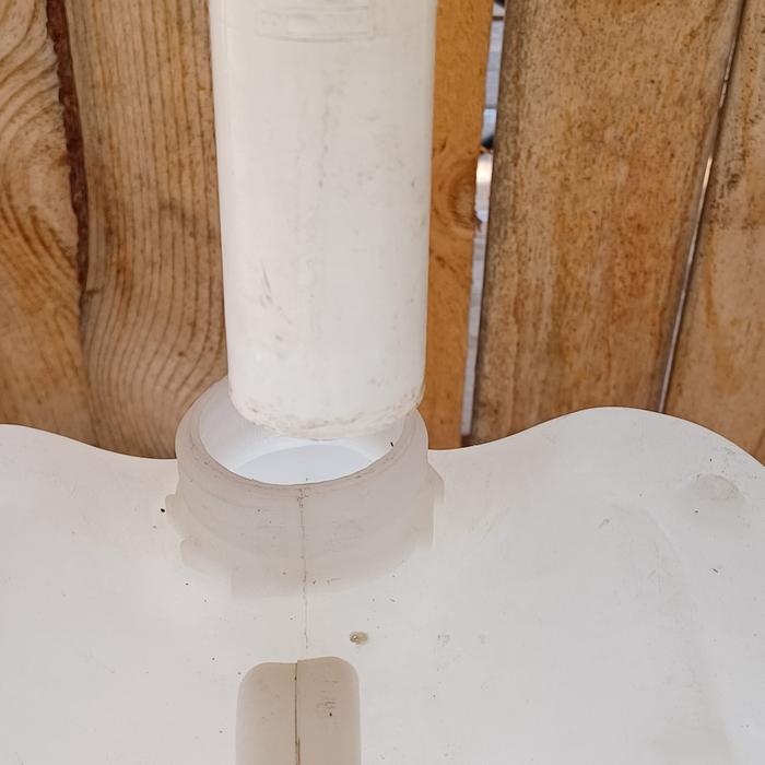 [Thumbnail for Outdoor-sink-drain-1.jpg]