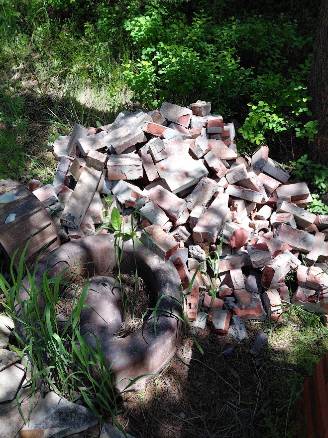 The waste brick pile