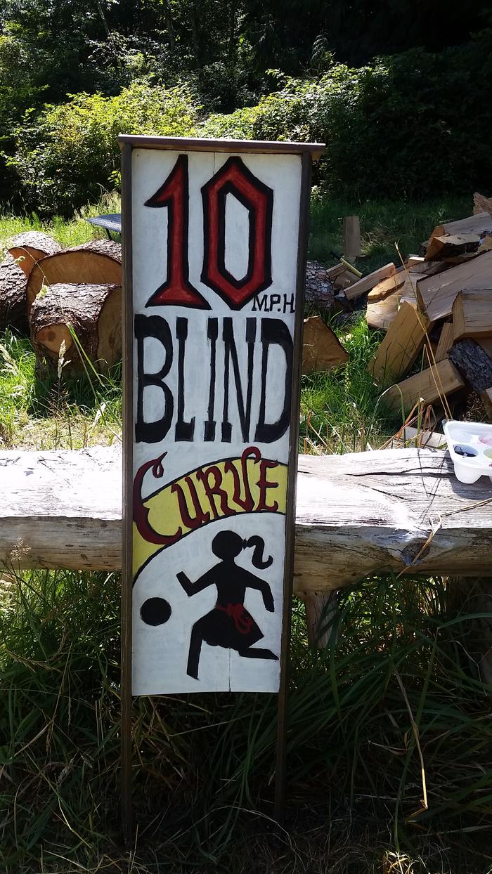 I changed the 10 to be red. The yellow looks nice, but it's not very visible from a distance