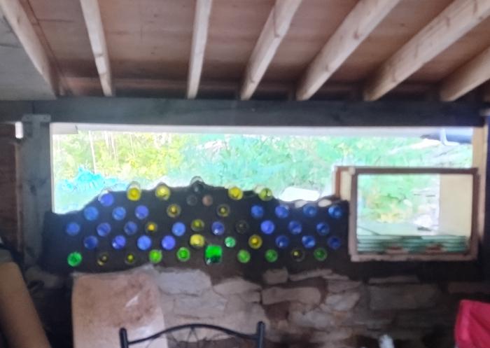 The first section of bottle wall 