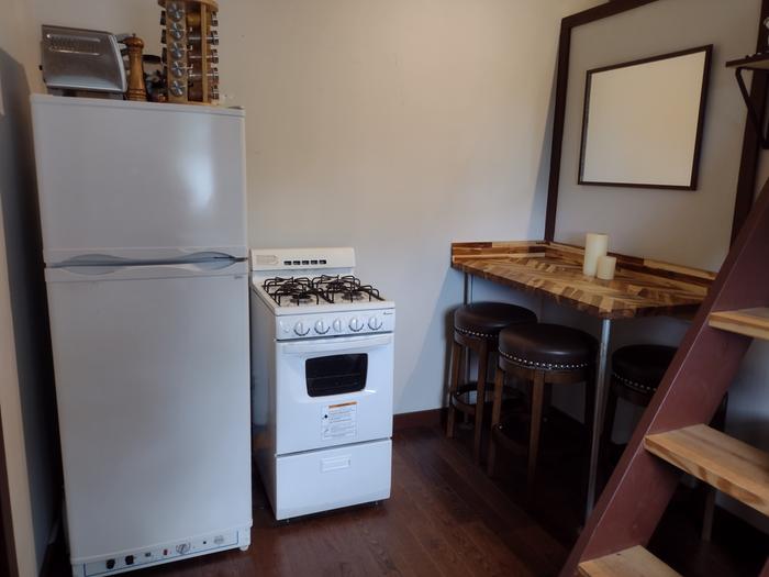 Kitchen and Dinette