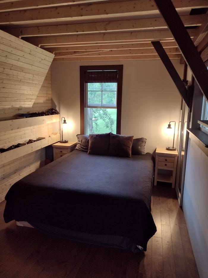 Fully furnished main bedroom