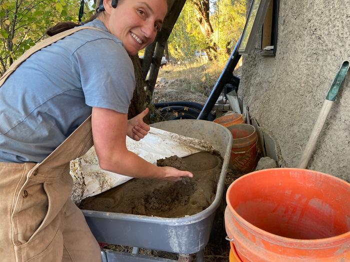 Mortar is good to go! Yay! Rehydrating it saves me a lot of work. 