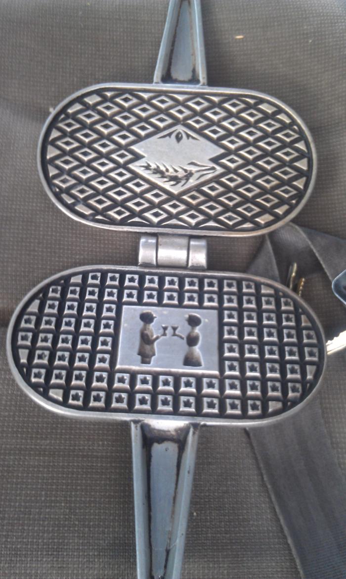 it makes a waffle like cookie