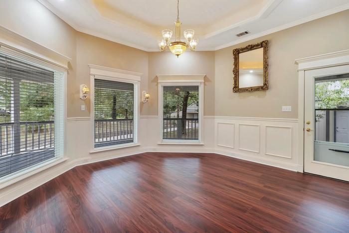 [Thumbnail for IMG_7519.jpg]