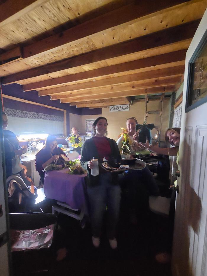 A few guests leave early, just after their wreaths were done