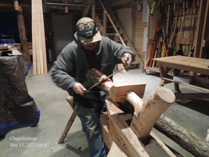 Demonstrating how to draw blade 