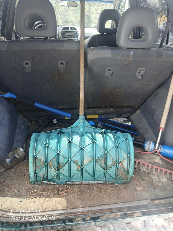 Snow shovel retrieval completed 