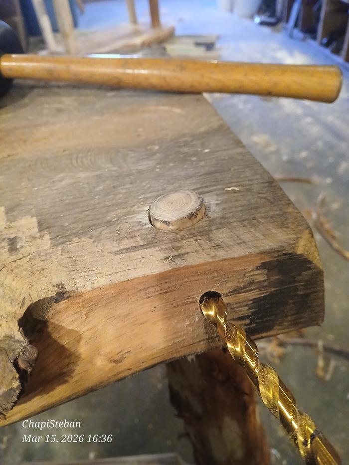 Drilling a hole to drawbore a table leg