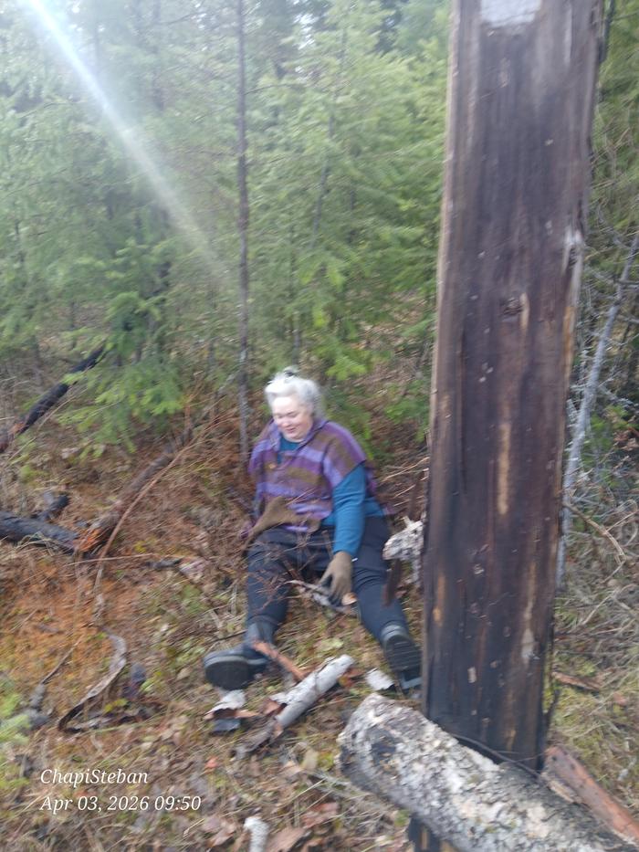 Melissa playing in the dirt lol 