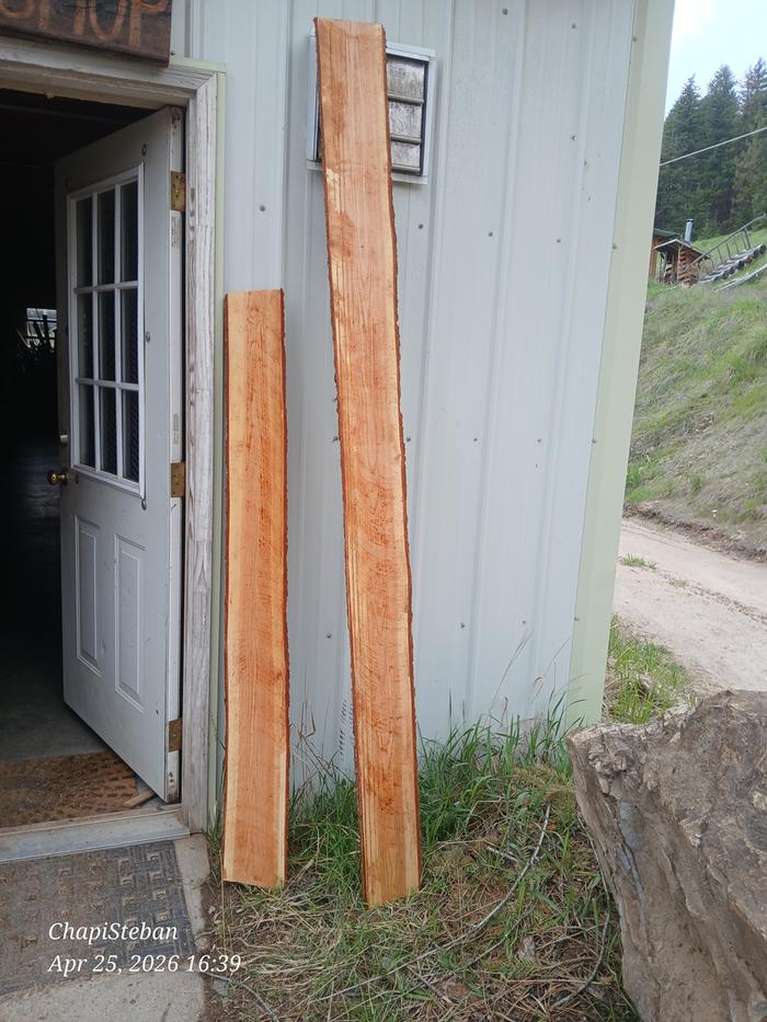 I'll be making more shelving with these materials 