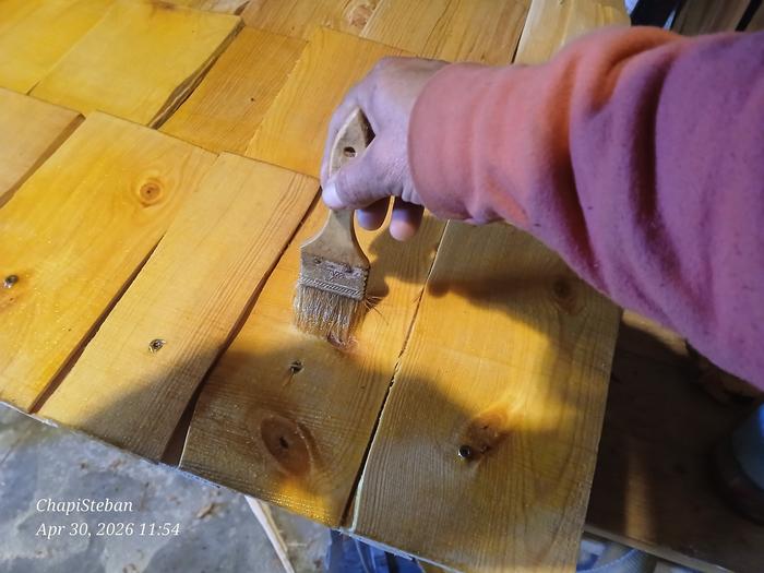 Second coat of linseed oil 