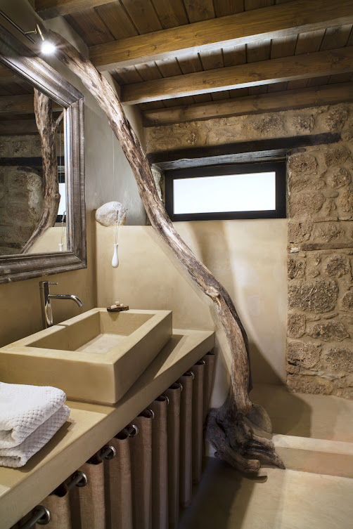 bathroom of the room of the mainbuilding