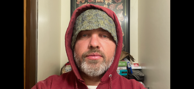 [Thumbnail for selfie-02.PNG]