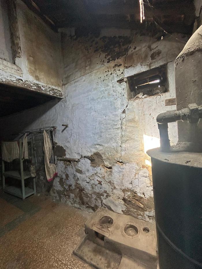 [Thumbnail for 3-.jpg]