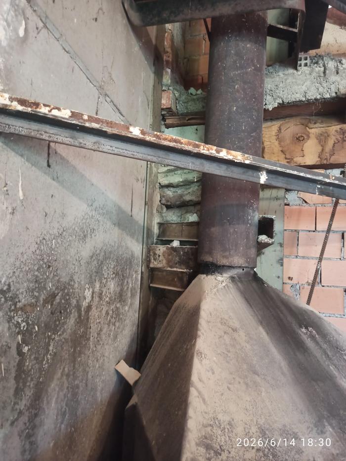 Day 2: steel construction to hold up the chimney