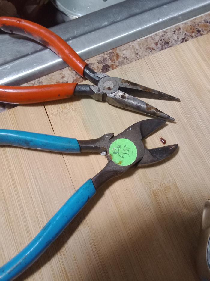 [Thumbnail for Hand-tools-2.jpg]