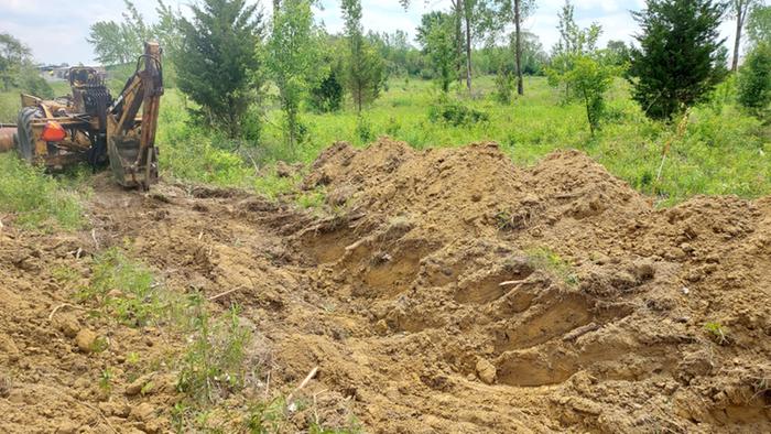 Mid-dig