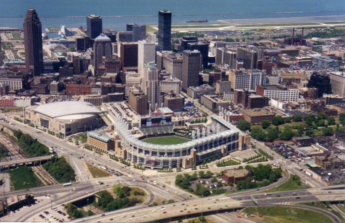 [Thumbnail for Cleveland-Lake-Erie.jpg]