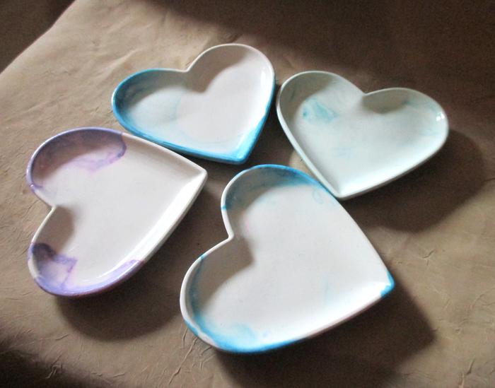 [Thumbnail for heart-dish-(2).JPG]