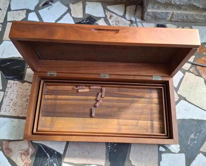 inside of box and trays