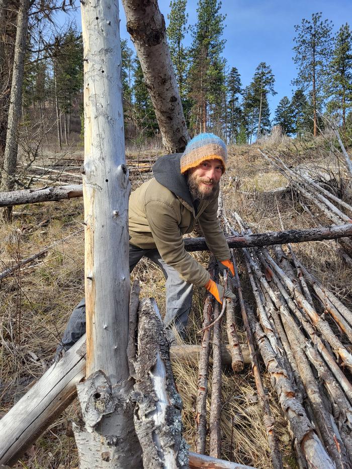 Cleaning up the junkpoles...