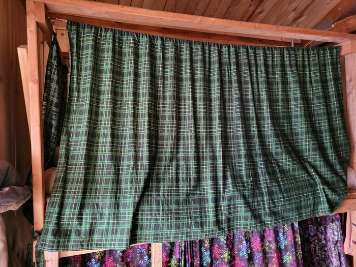 ...and after it was tensioned using a tauntline hitch knot...