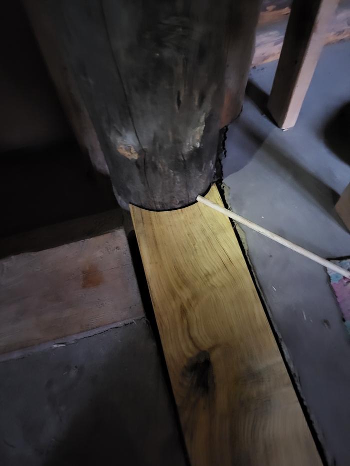 This is path of the dowel rod into the log -- now how to get the hole bored for it?