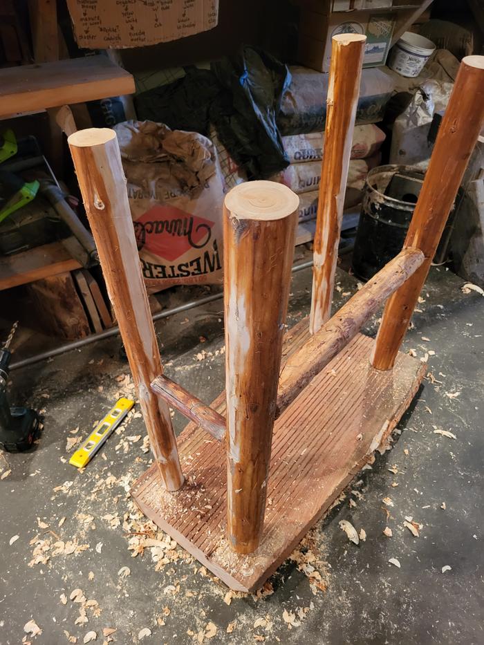 Table leg supports coming together...