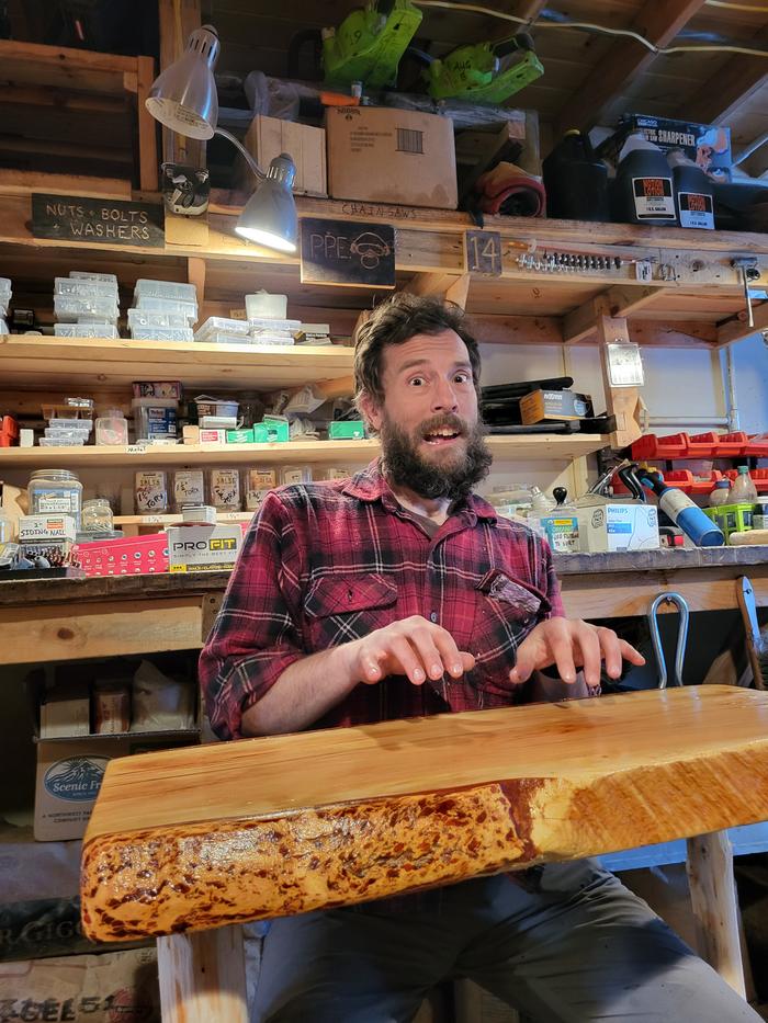 ... with a picture of how I used to look during my previous worky job :P