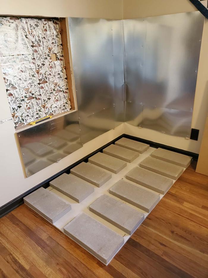 [Thumbnail for 04-floor-2.jpg]