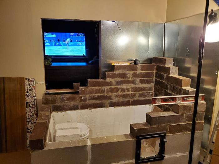 [Thumbnail for 08-walls-3.jpg]